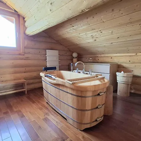 Spacieux Avec Parking Sécurisé, Proche De L'étang - Fr-1-592-87 Chalet